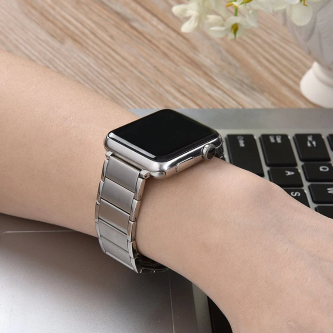 Stainless Steel Band | Magnetic closure - Style for Apple Watch Series & Ultra